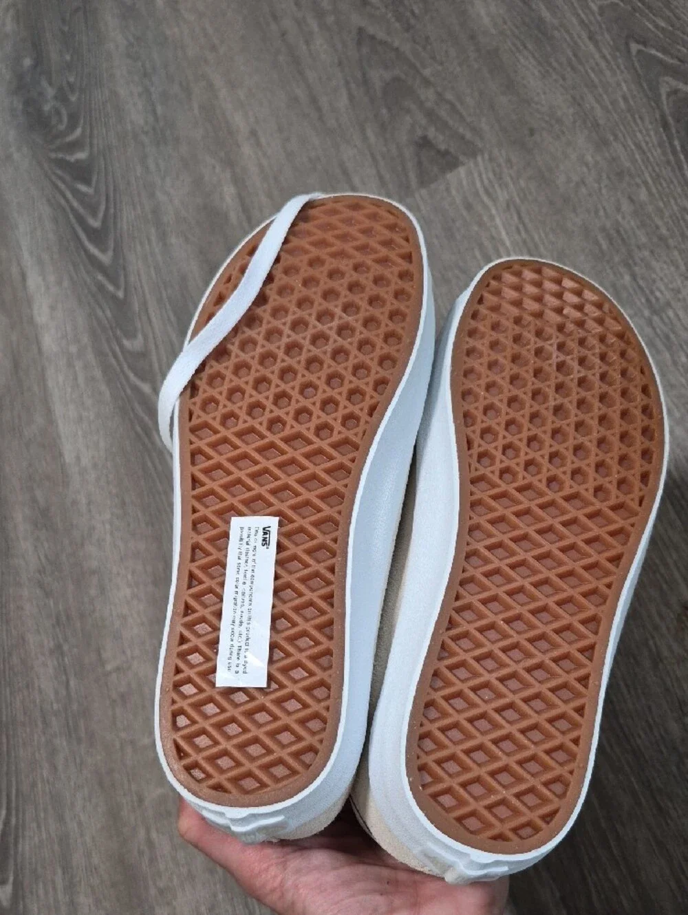 Vans Cream Suede Low-Top Sneakers | Women's Size 9